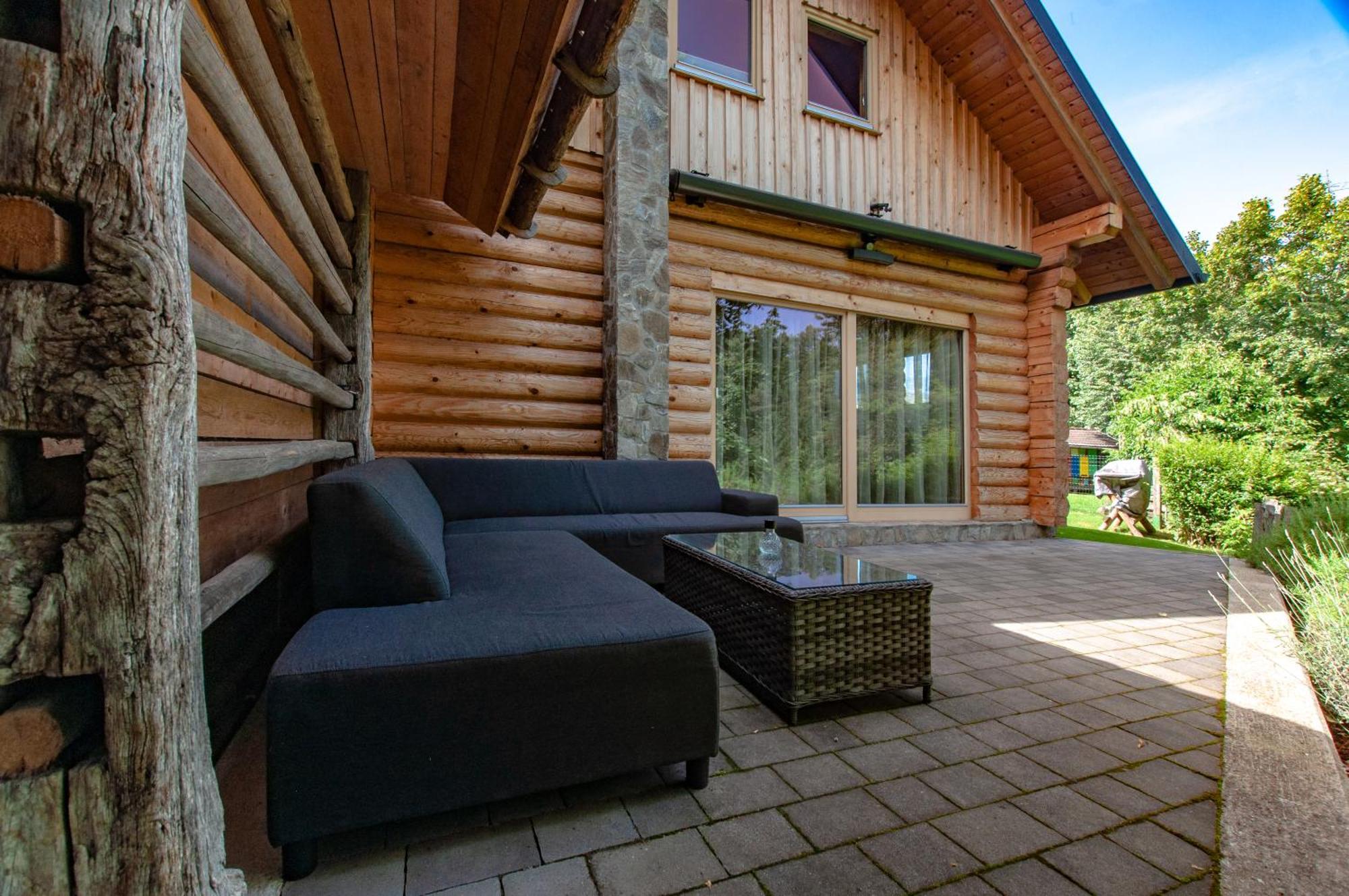 Log House Natura Radovljica Exterior foto